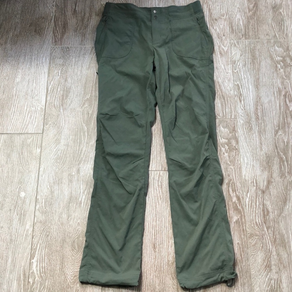 Athleta Trekkie Hike Pant Sz4